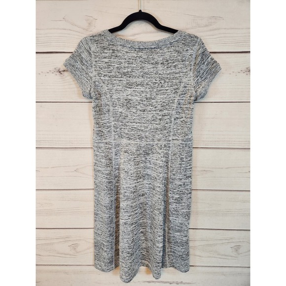 Talbots Women's Gray Stretch Crew Neck Short Sleeve Sheath Midi Dress Size SP - Picture 2 of 6